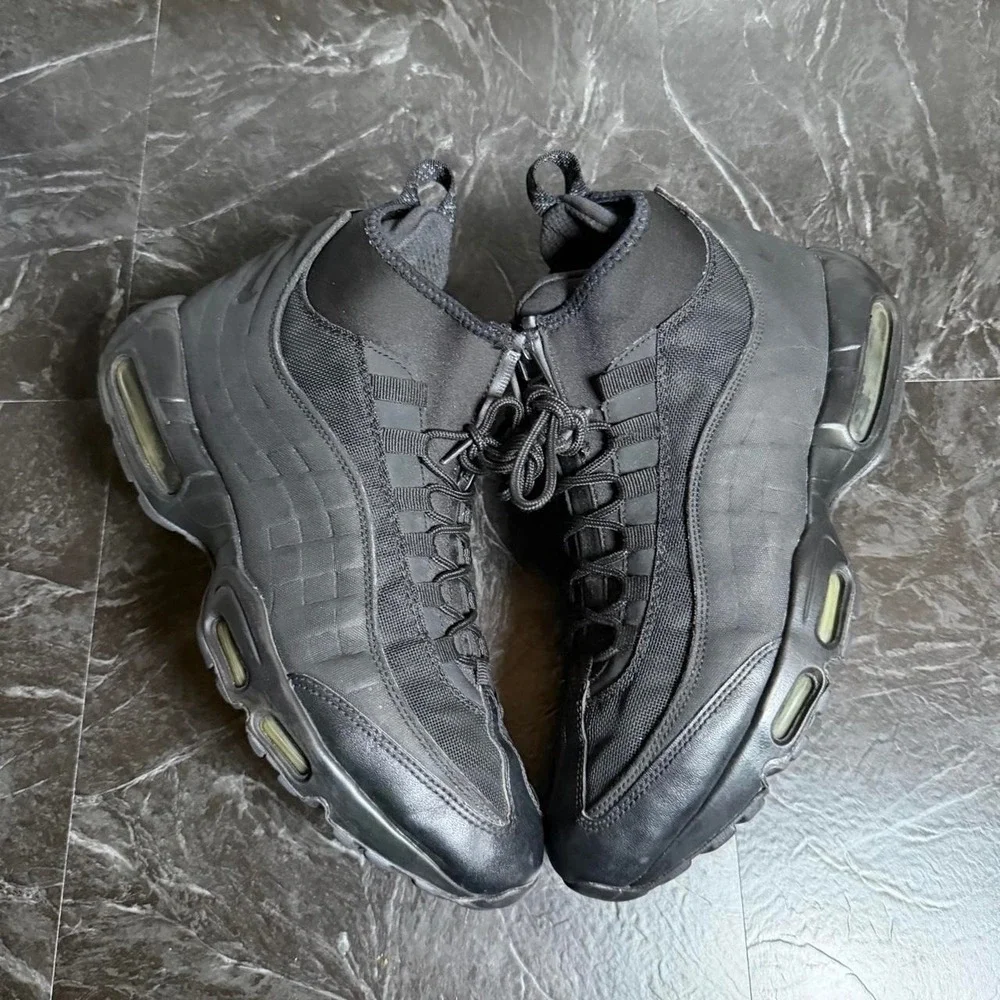 Nike Air Max 95 Vtg SneakerBoot Black M11 806809 -FLAW